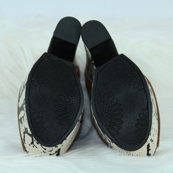 3/$25 Faux Suede Animal Print Peep Toe Wedges - Picture 4 of 4